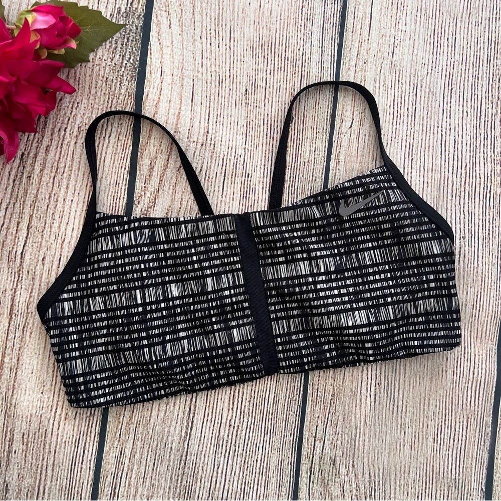 F1 - NIKE black white spaghetti strap women's activewear sports bra SMALL